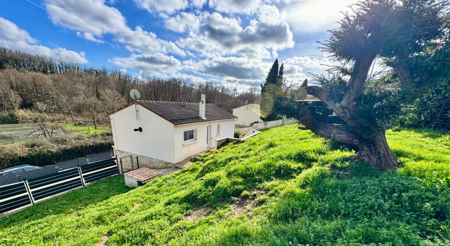 SAINT-CESAIRE Maison Saint Cesaire 12