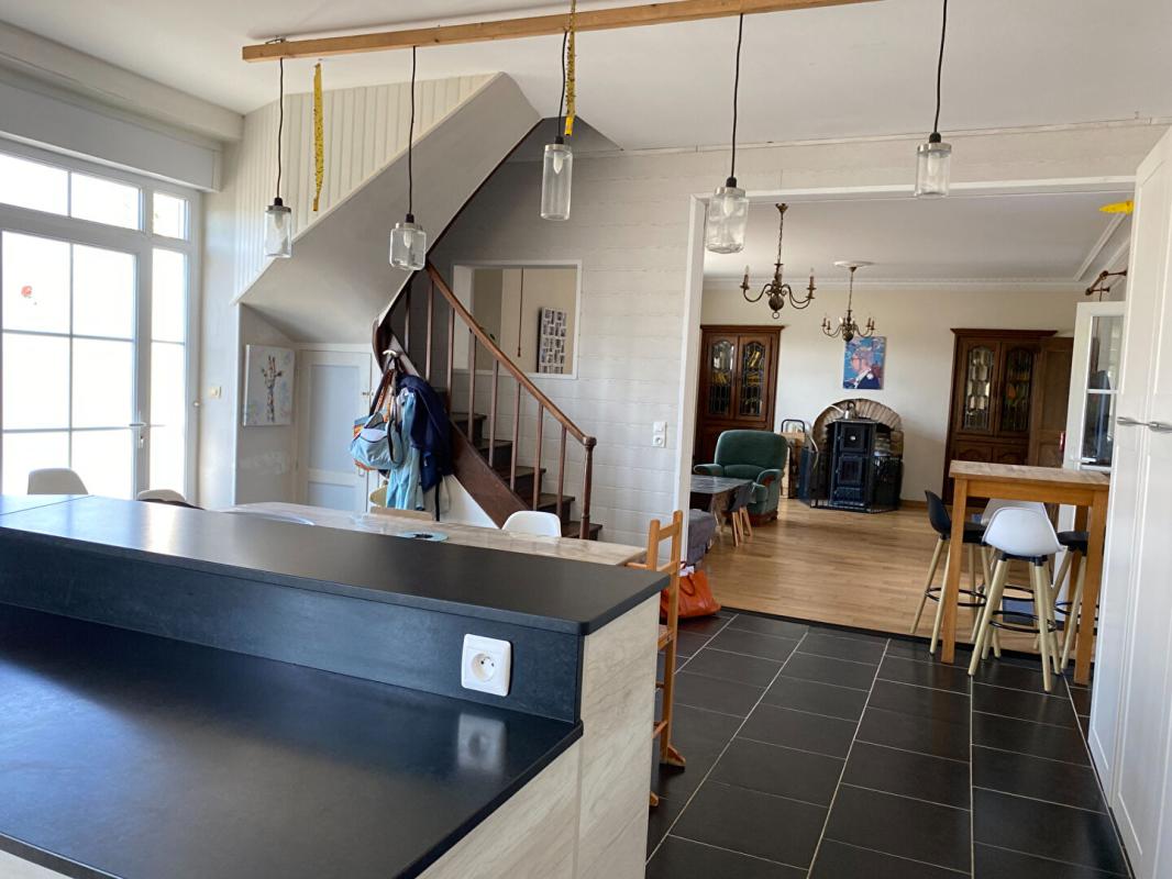 BOUERE Maison Bouère 6 pièce(s) 239 m2 avec logement annexe 2