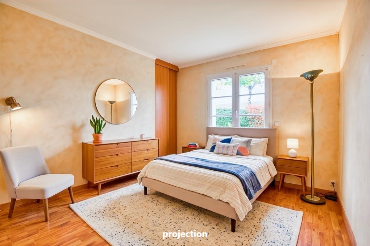 BOUGUENAIS Maison Bouguenais 4 pièce(s) 0103 m2 10