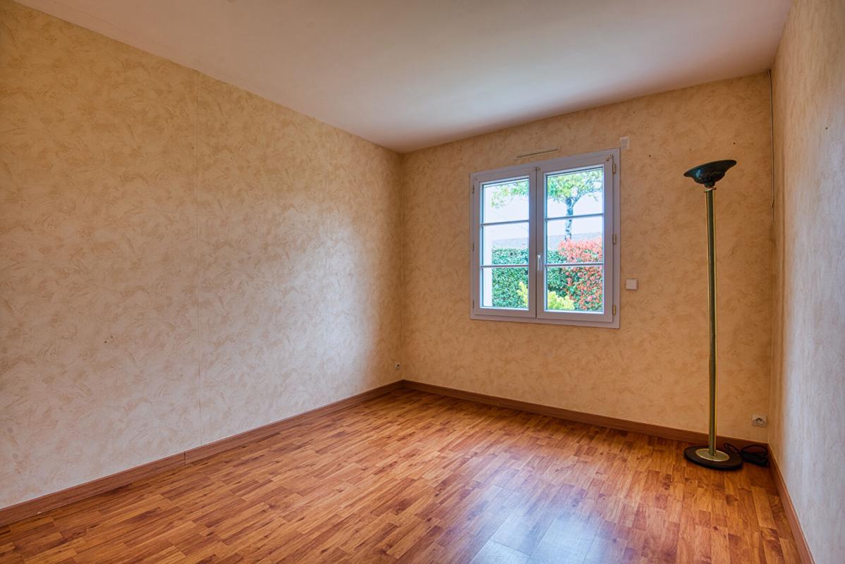 BOUGUENAIS Maison Bouguenais 4 pièce(s) 0103 m2 9