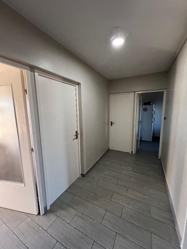 VALENCE Appartement Valence 5 pièce(s) 83 m2, garage, cave 12