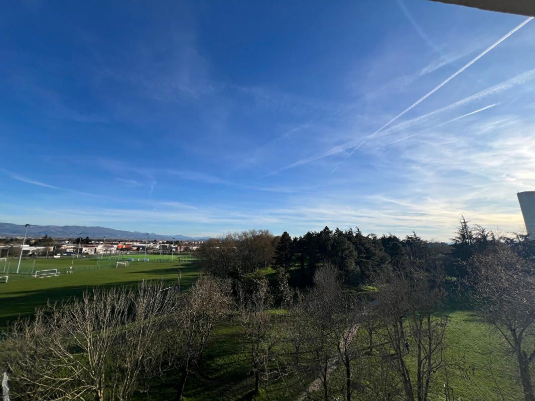 VALENCE Appartement Valence 5 pièce(s) 83 m2, garage, cave 13