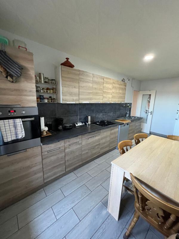 VALENCE Appartement Valence 5 pièce(s) 83 m2, garage, cave 6