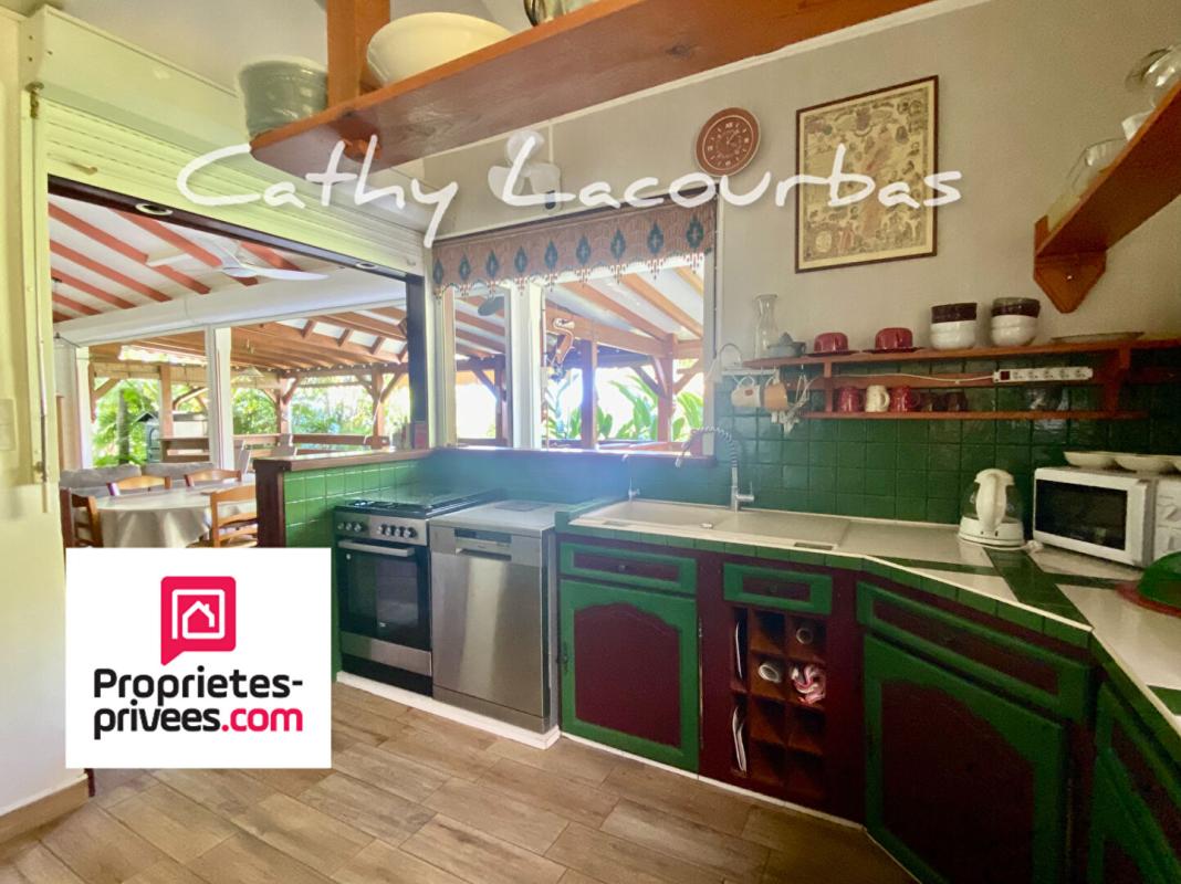 BOUILLANTE URGENT- Belle Villa  familiale + T3, piscine et jacuzzi - Bouillante 9