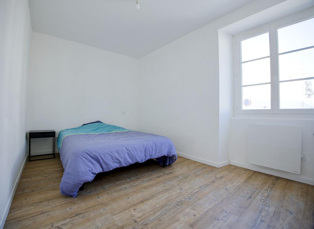 AUBIGNY-LES CLOUZEAUX Maison Aubigny Les Clouzeaux 3 pièce(s) 74 m2 11