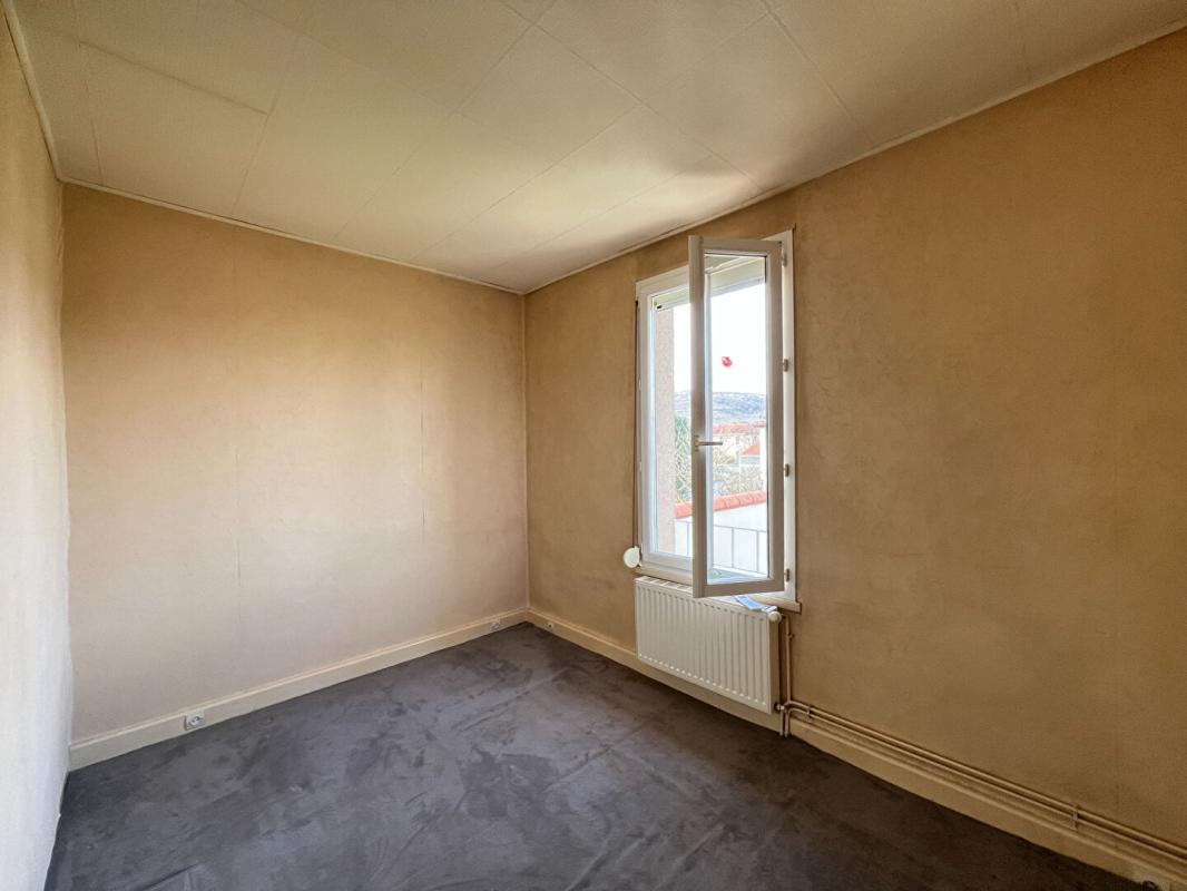 CLERMONT-FERRAND Maison avec jardin et garage 9