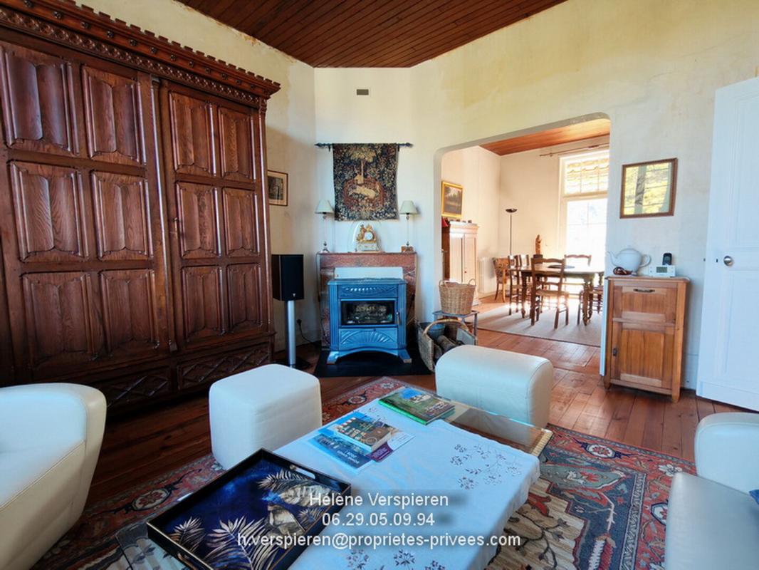 LE BUISSON-DE-CADOUIN Maison Le Buisson De Cadouin 7 pièce(s) 147 m2 Jardin de1216 M2 5