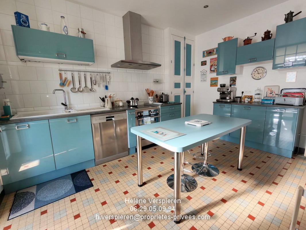 LE BUISSON-DE-CADOUIN Maison Le Buisson De Cadouin 7 pièce(s) 147 m2 Jardin de1216 M2 6