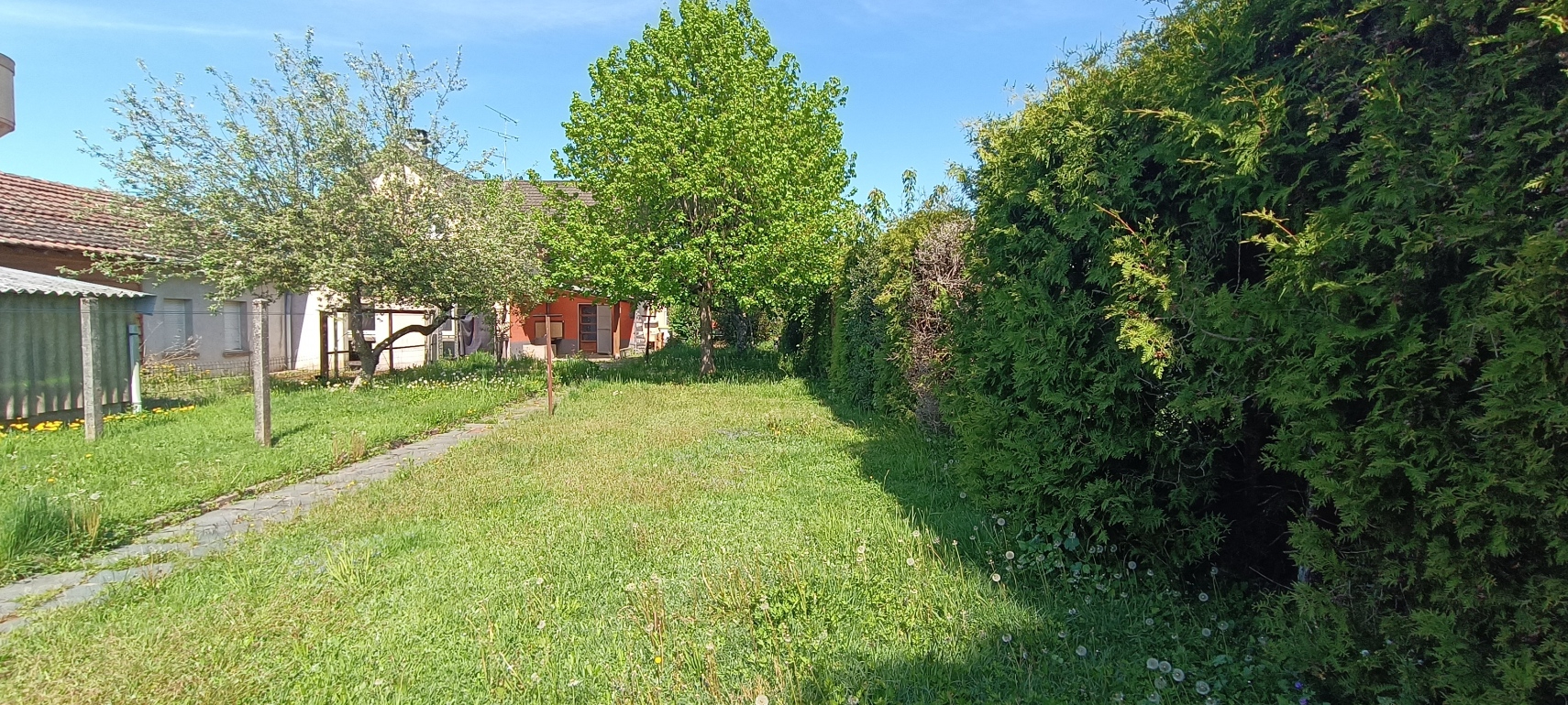 SAINT-SAUVEUR Maison familiale 7 pièces 193 m2 15