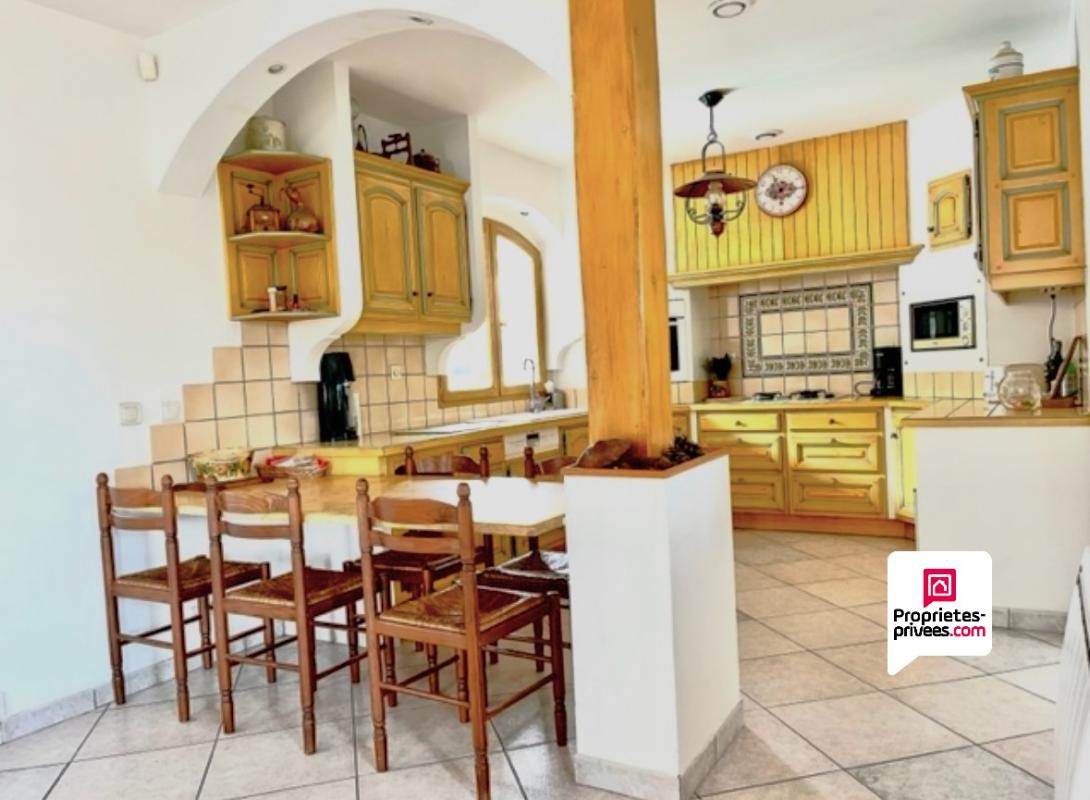 SAINT-AUNES Villa T7 SAINT AUNES  de 210m² avec vue imprenable et piscine 7