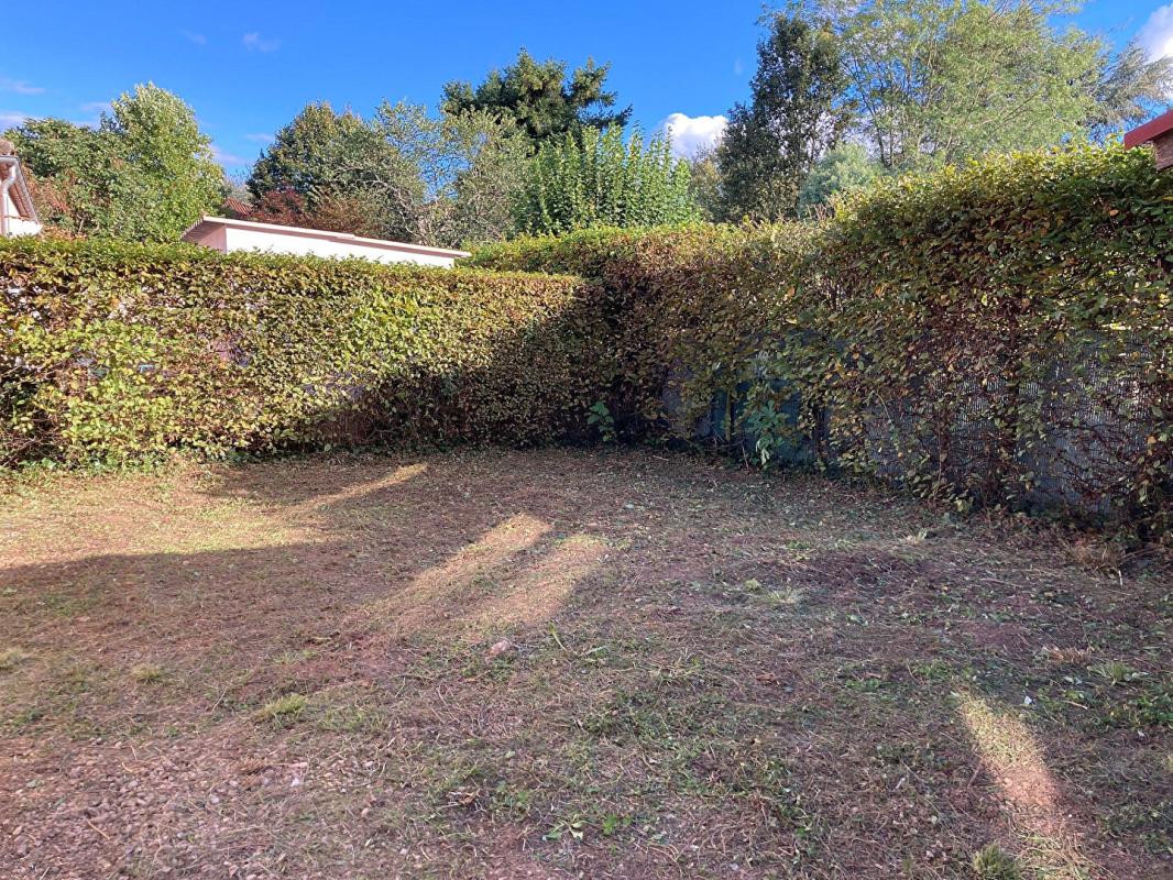 PRADINES Maison 3 chambres avec jardin à Pradines 14