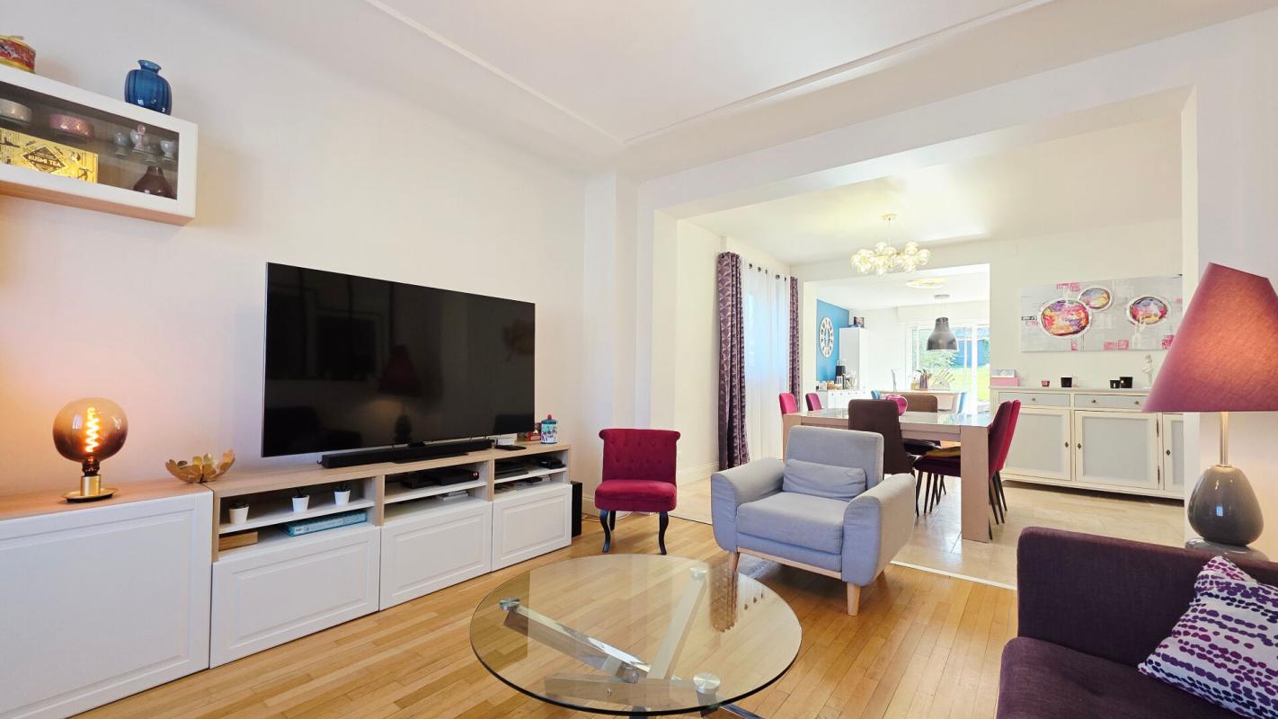 BOURGES BOURGES MAISON DE 139M² ENVIRON 5 CHAMBRES JARDIN SOUS-SOL 3