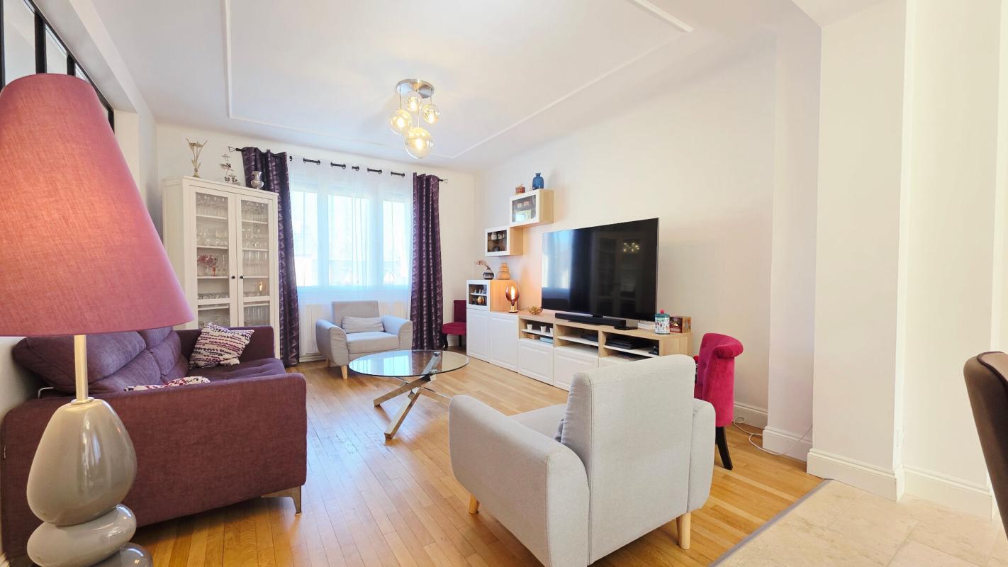 BOURGES BOURGES MAISON DE 139M² ENVIRON 5 CHAMBRES JARDIN SOUS-SOL 4