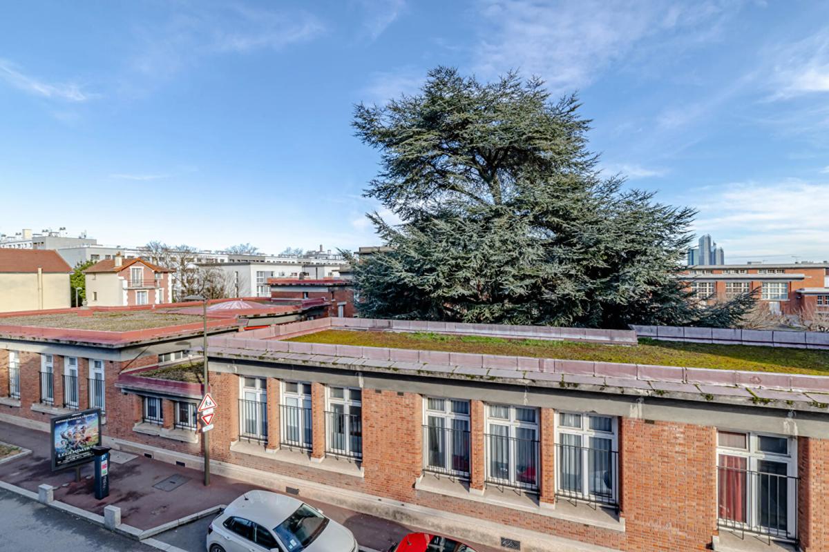 SURESNES Appartement Suresnes 1 pièce(s) 22.80 m2 3