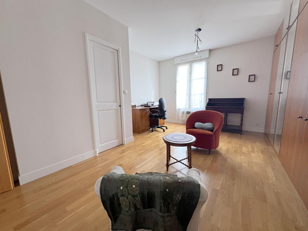 LE MANS Appartement - Le Mans - Croix de Pierre - 5 pièce(s) - 108 m² 11