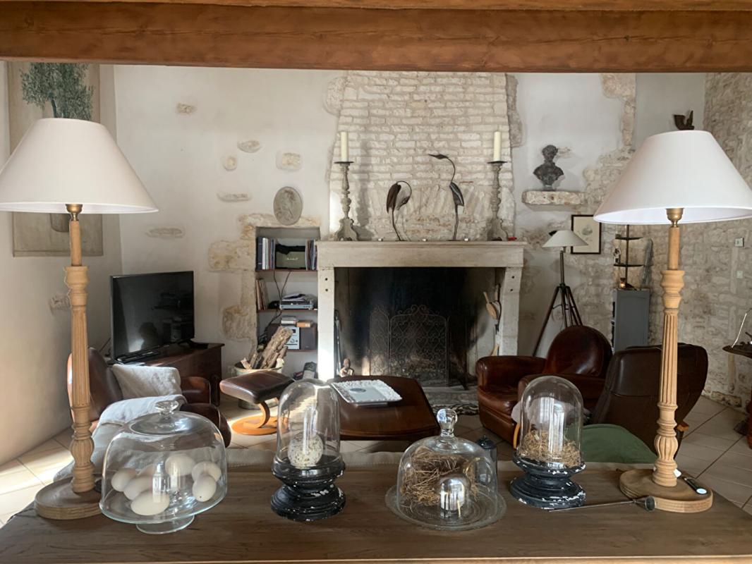 MOUZEUIL-SAINT-MARTIN Maison Mouzeuil Saint Martin 7 pièce(s) 180 m2 14