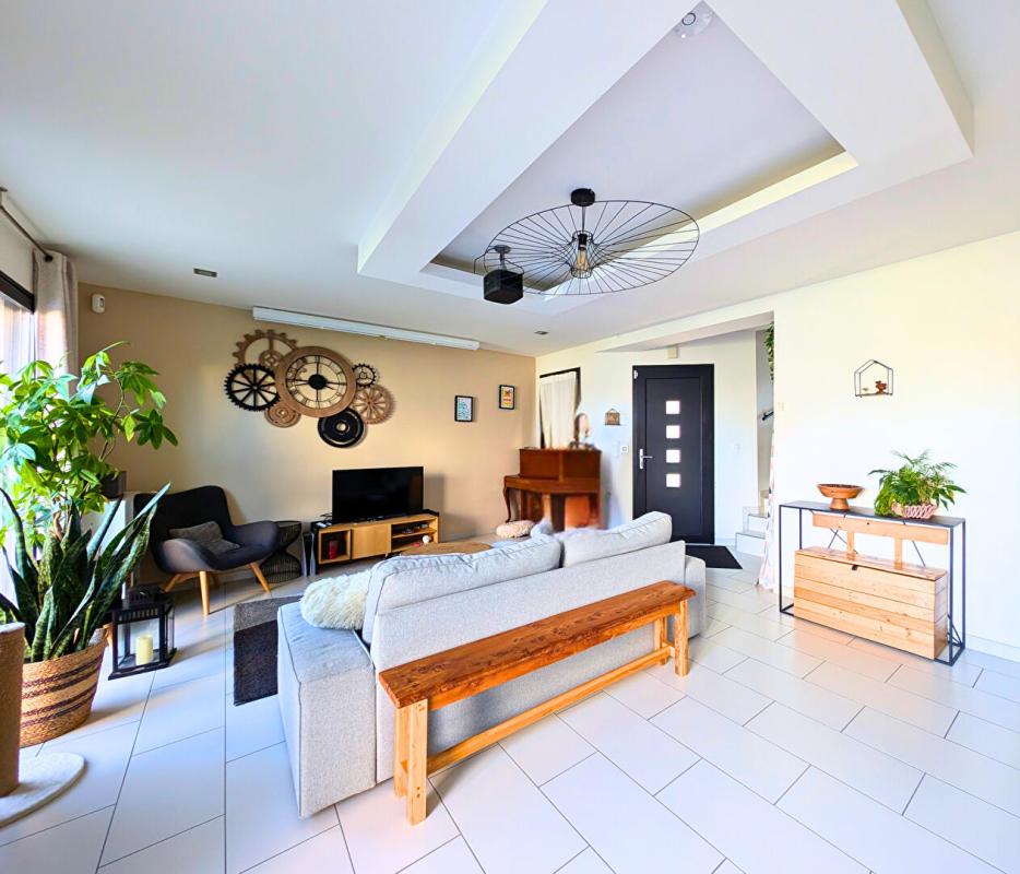 SAINTE-LUCE-SUR-LOIRE Maison Sainte Luce Sur Loire 5 pièces 130 m2 3