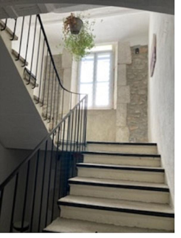 MEYRANNES Maison Meyrannes 10 pièce(s) 265 m2 12