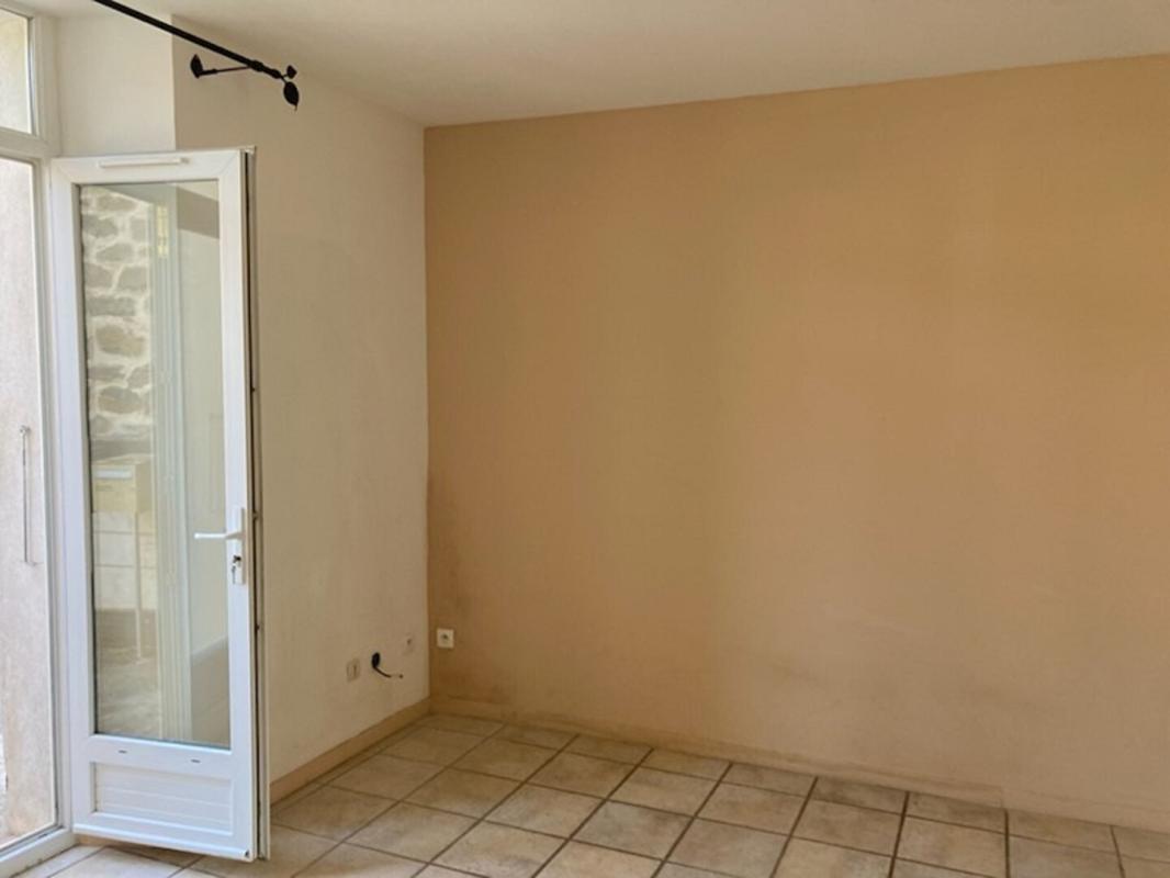 MEYRANNES Maison Meyrannes 10 pièce(s) 265 m2 18