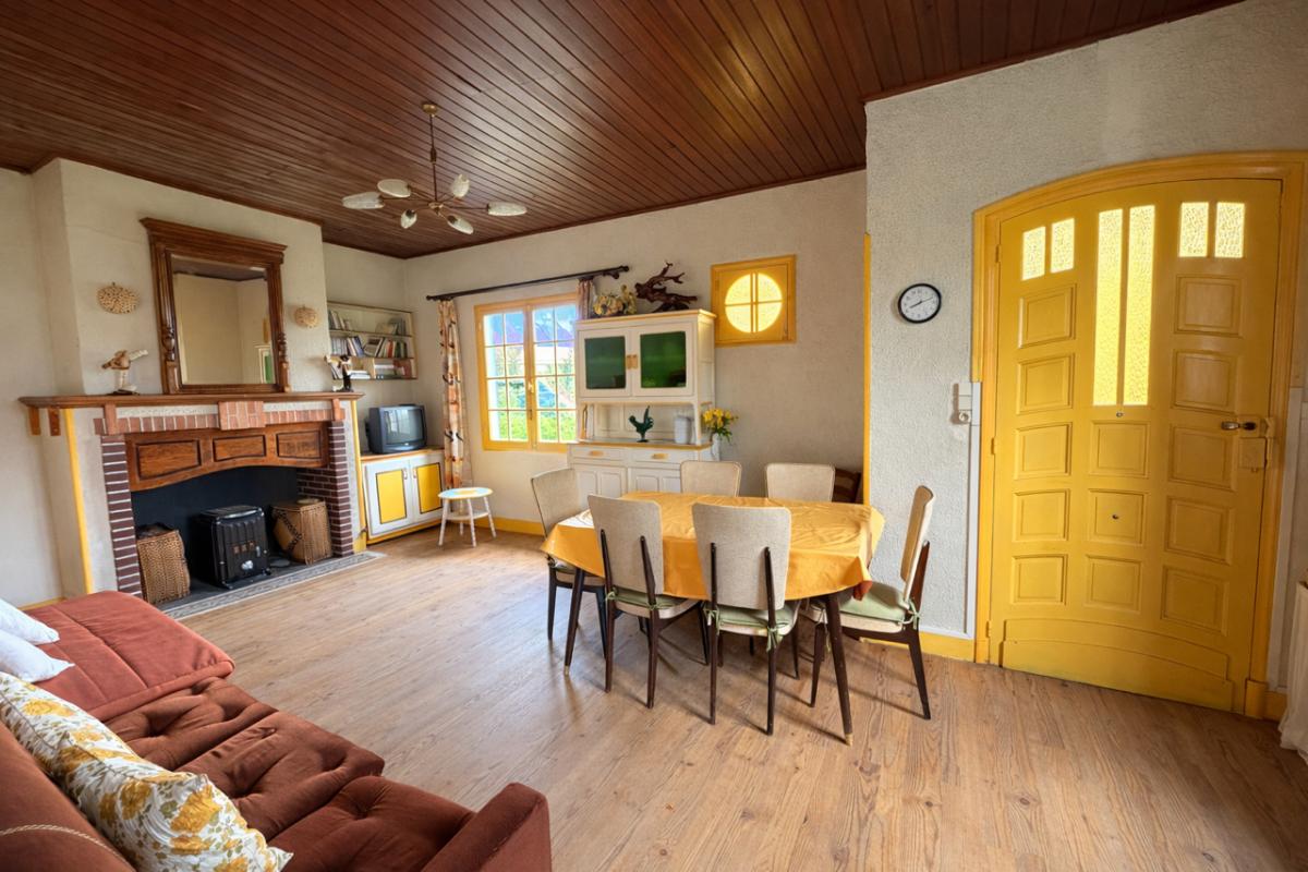 SALLES Maison centre-ville Salles 3 pièces 70m2 sur 2050 m² de terrain 6