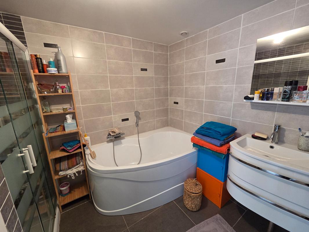 MONTELIMAR Maison Montélimar 5 pièces 106 m2 15