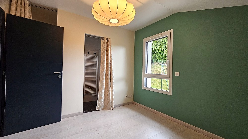 LOVAGNY A LOUER Maison indépendante à Lovagny  de 125 m2 - loyer 2250/mois + 35 /mois provision charges 9