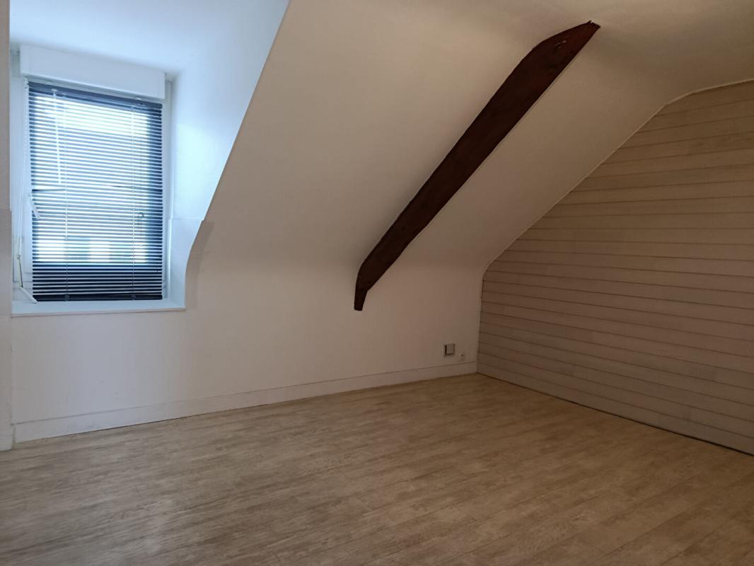 GOURIN appartement  chambres 8