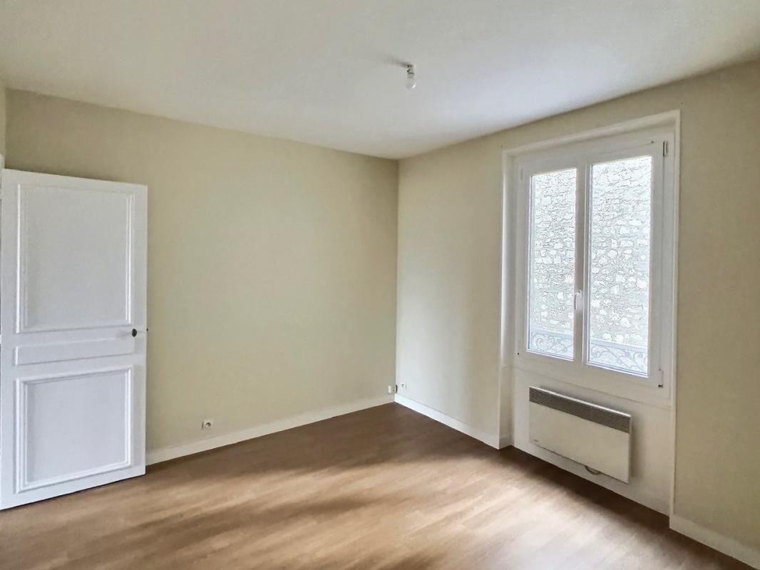 PARIS-15E-ARRONDISSEMENT Paris 15 Secteur Commerce Emile Zola Très agréable 3 pièces avec vue dégagée 7