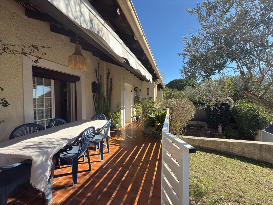 VIAS Villa avec appartement et garage à Vias 4