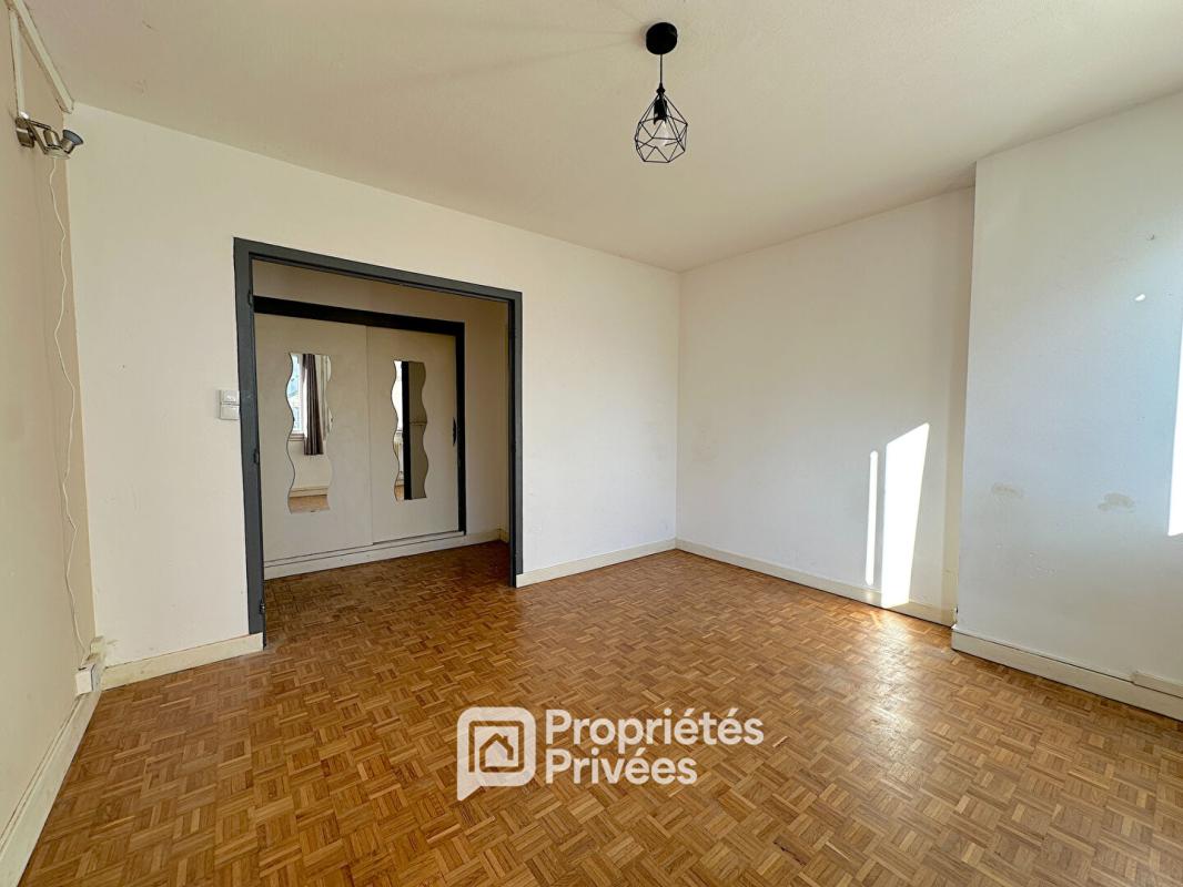 CLERMONT-FERRAND Appartement 2 pièces 45 m2 avec cave 2