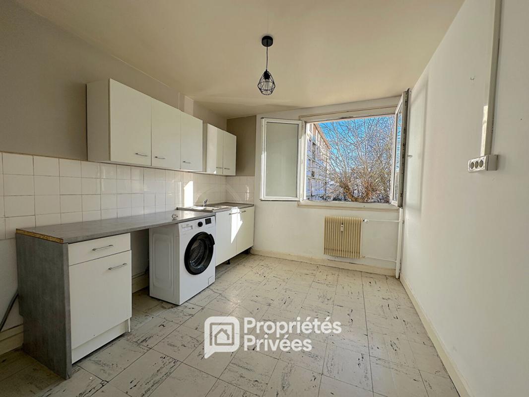 CLERMONT-FERRAND Appartement 2 pièces 45 m2 avec cave 4