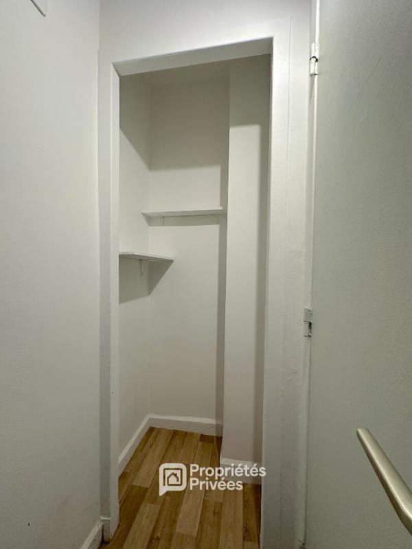 CLERMONT-FERRAND Appartement 2 pièces 45 m2 avec cave 8