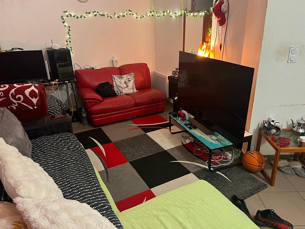 PERPIGNAN Charmant T2  de 41 m² loué avec cour et/ou parking loué à 458 + 50 euros de charges 5