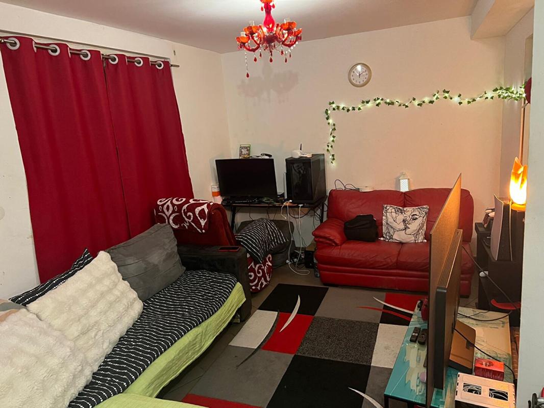 PERPIGNAN Charmant T2  de 41 m² loué avec cour et/ou parking loué à 458 + 50 euros de charges 6