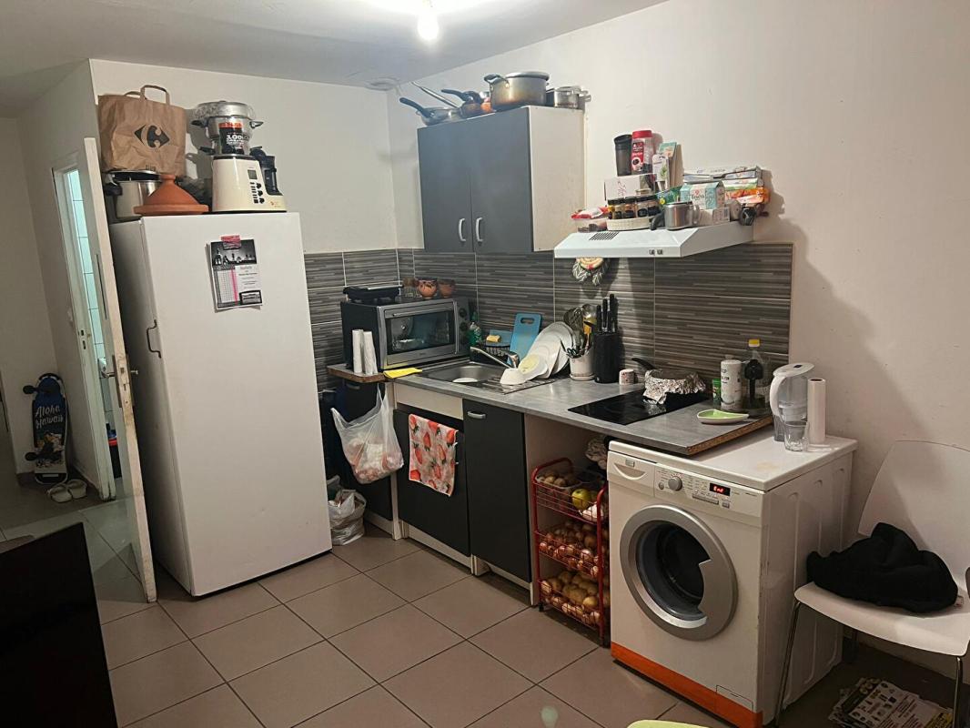 PERPIGNAN Charmant T2  de 41 m² loué avec cour et/ou parking loué à 458 + 50 euros de charges 7