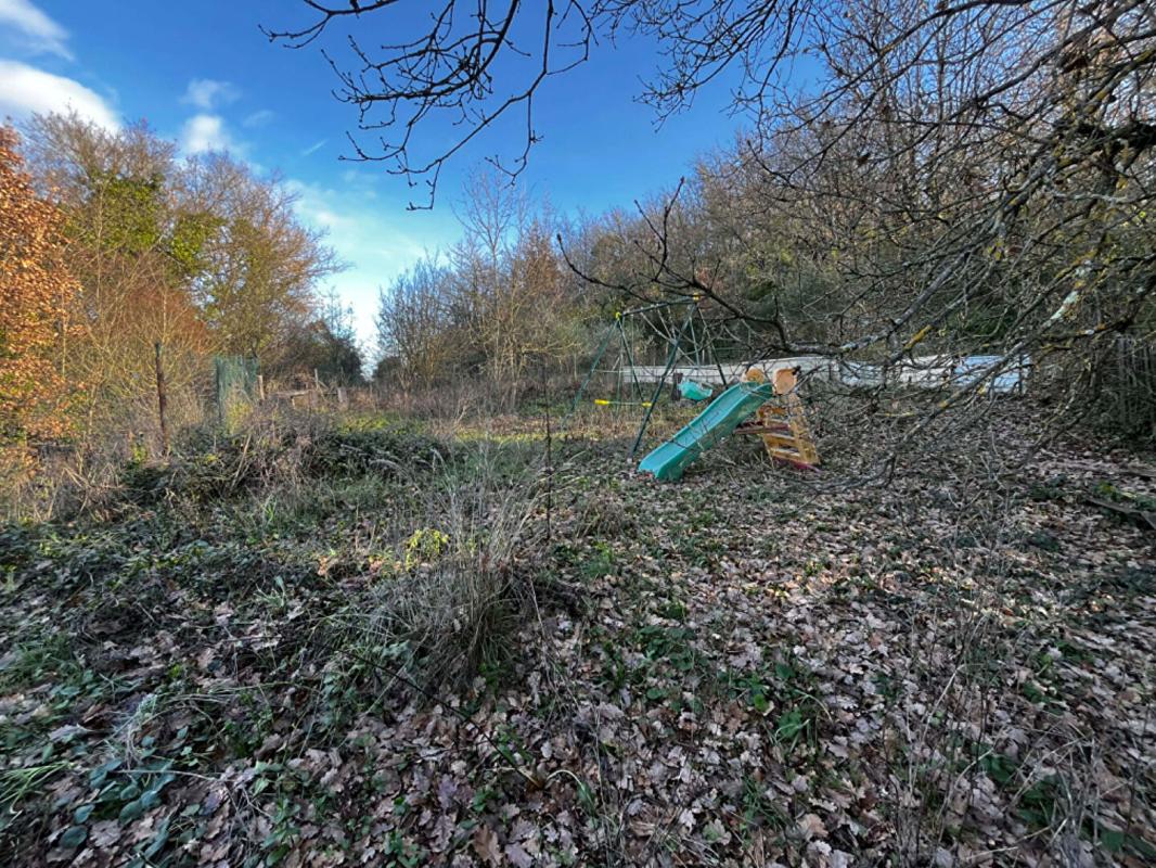 TOURVES TOURVES Terrain 4954 m2 dont 1860 m2 à bâtir 1