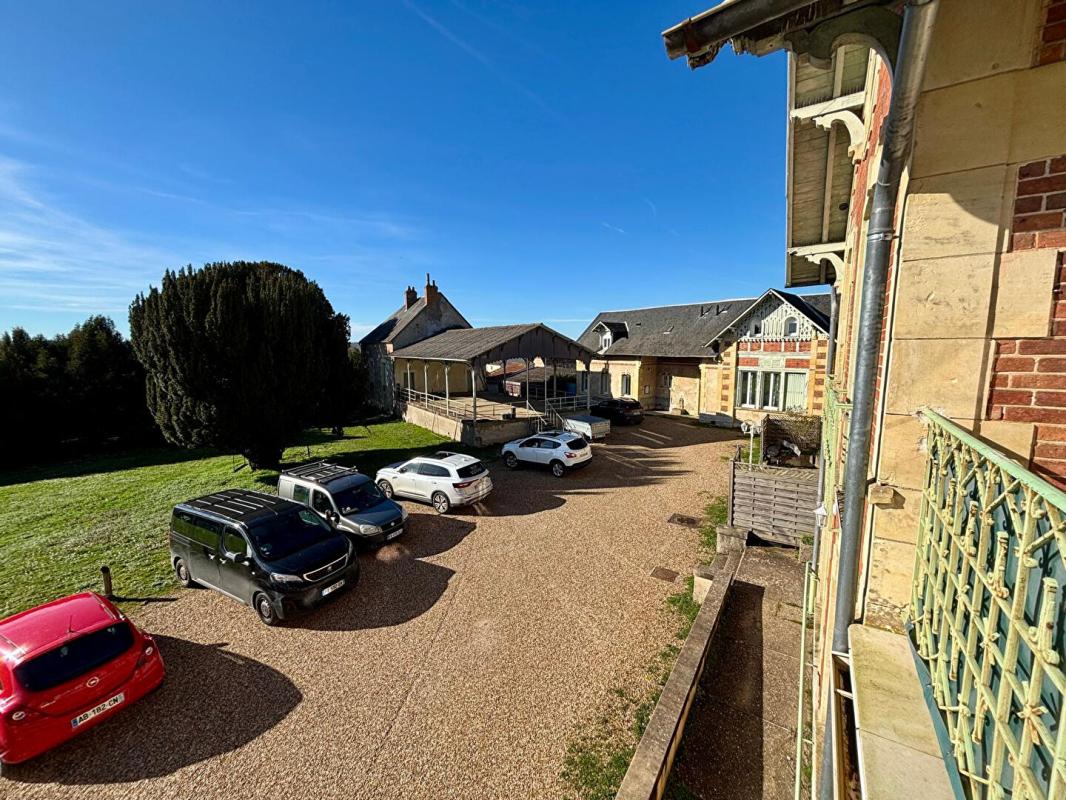 NEVERS Immeuble de rapport 700 m² 10 logements + potentiel Marzy 2