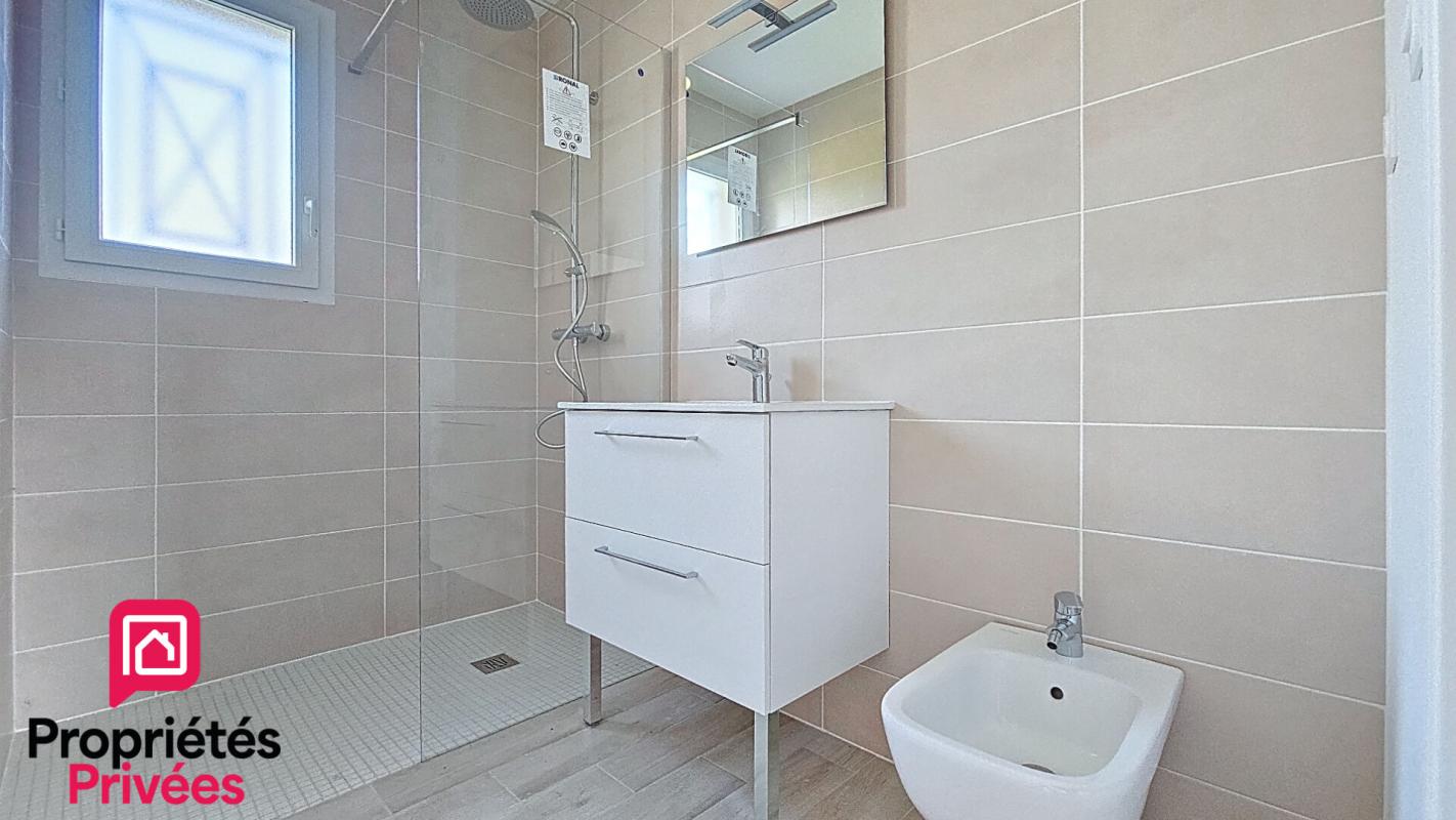 LES MATHES Maison 5 pièces et ses 700m2 de terrain 8