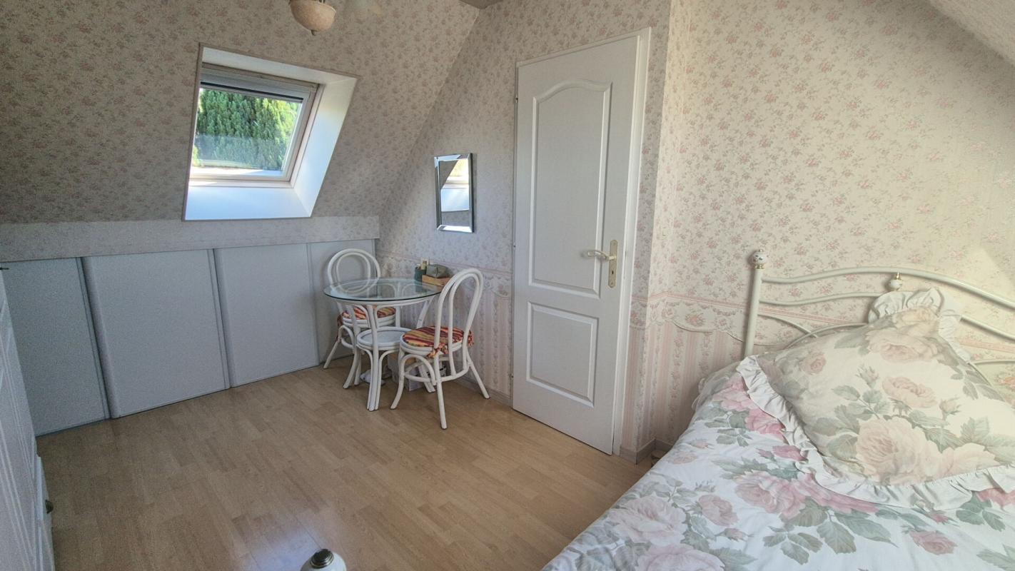 CREPY-EN-VALOIS A VENDRE : Maison  Individuelle 4 pièce(s) 72m2 - CREPY-EN-VALOIS 10