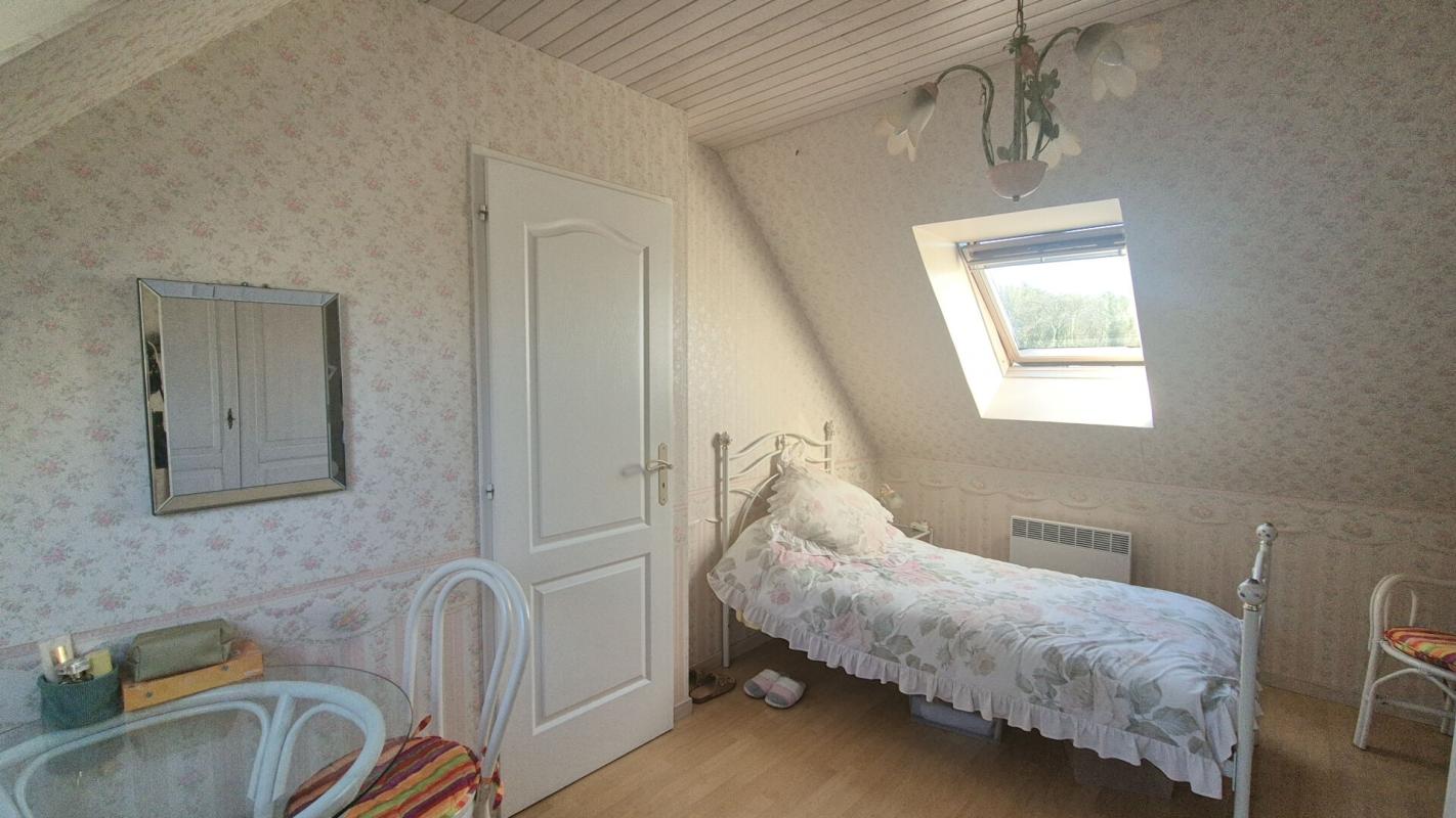 CREPY-EN-VALOIS A VENDRE : Maison  Individuelle 4 pièce(s) 72m2 - CREPY-EN-VALOIS 11