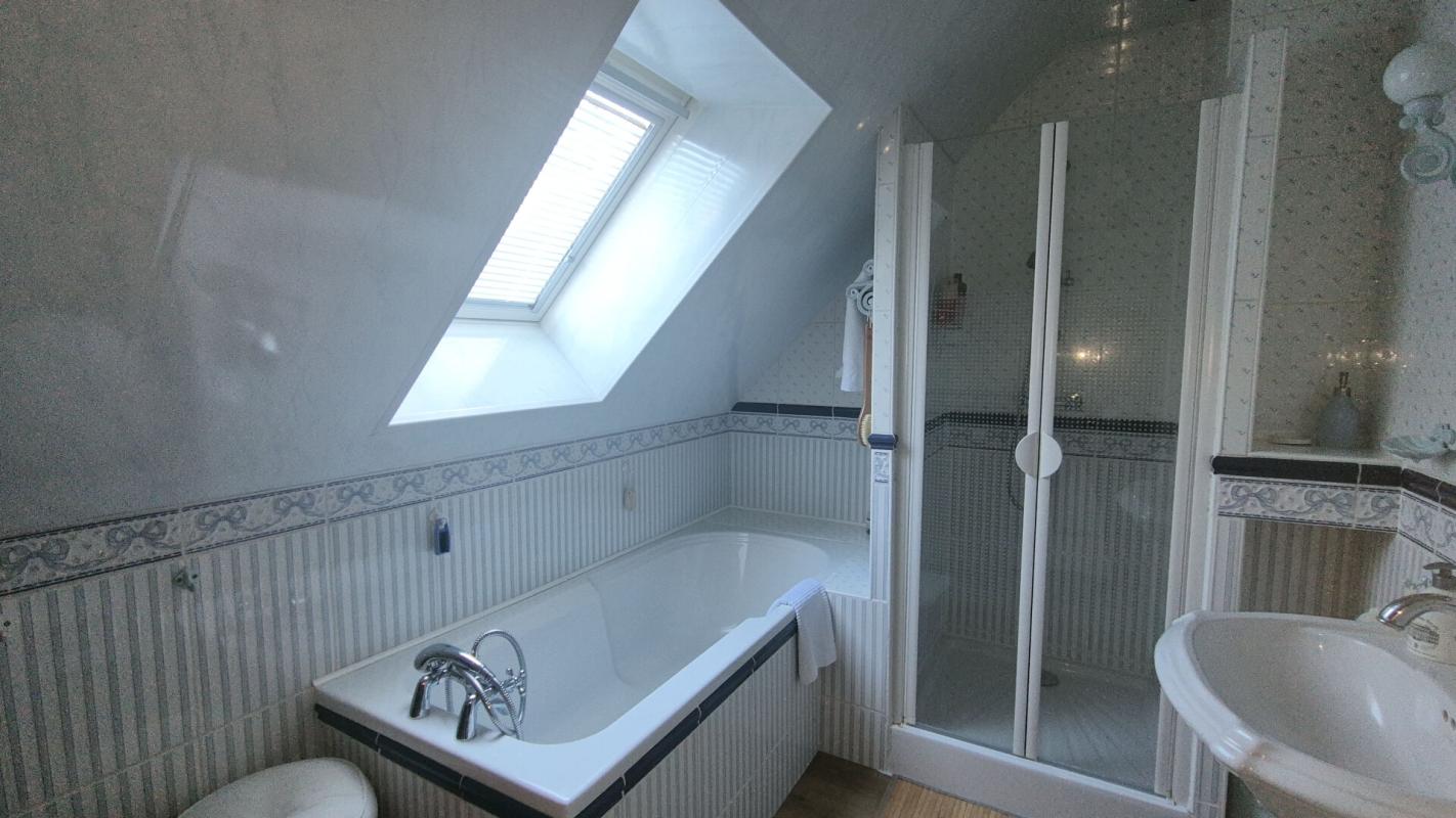 CREPY-EN-VALOIS A VENDRE : Maison  Individuelle 4 pièce(s) 72m2 - CREPY-EN-VALOIS 8