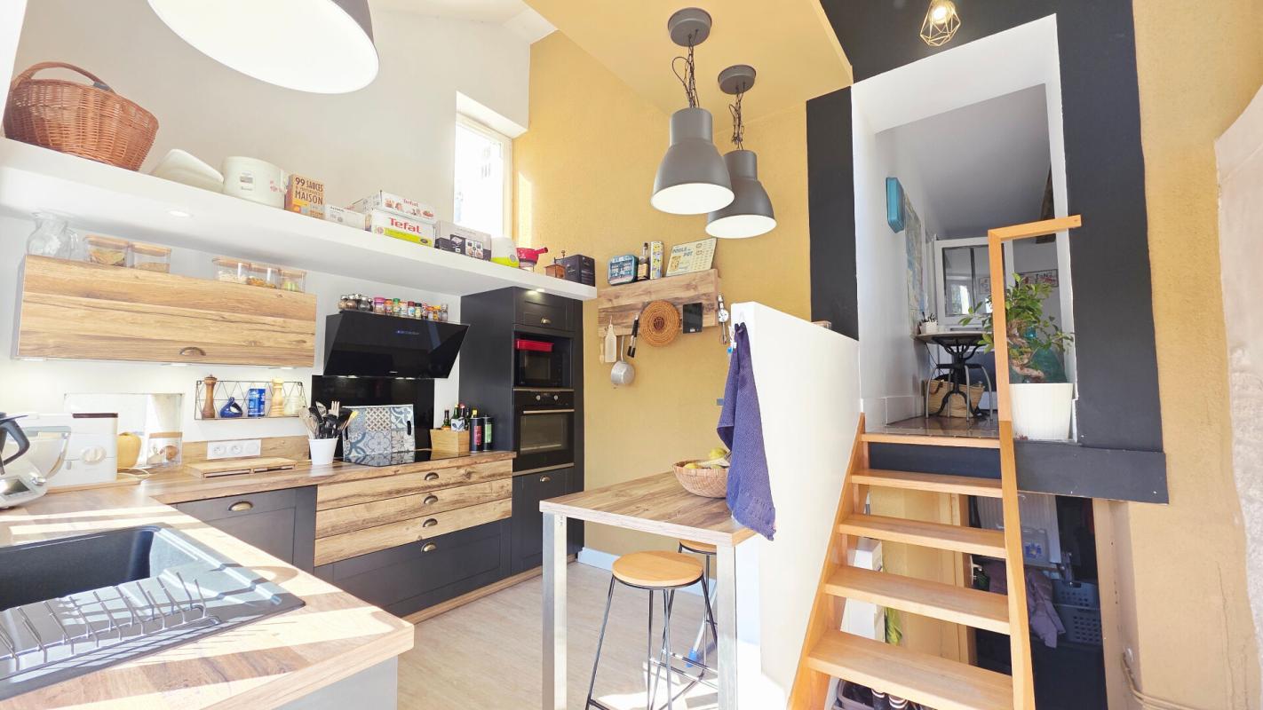 BOURGES BOURGES MAISON 5 PIECES + LOGEMENT INDEPENDANT 2 PIECES 5