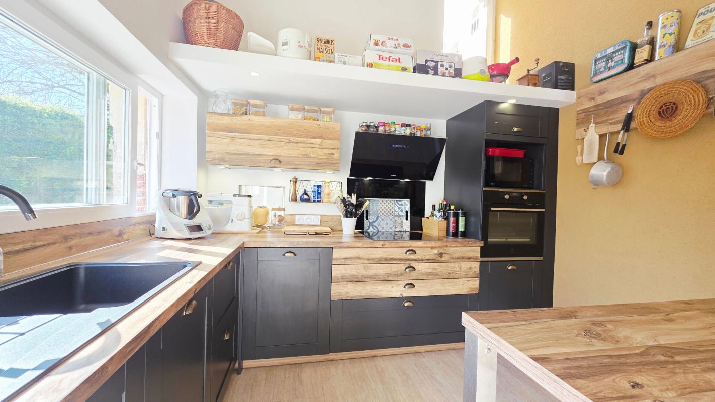 BOURGES BOURGES MAISON 5 PIECES + LOGEMENT INDEPENDANT 2 PIECES 6