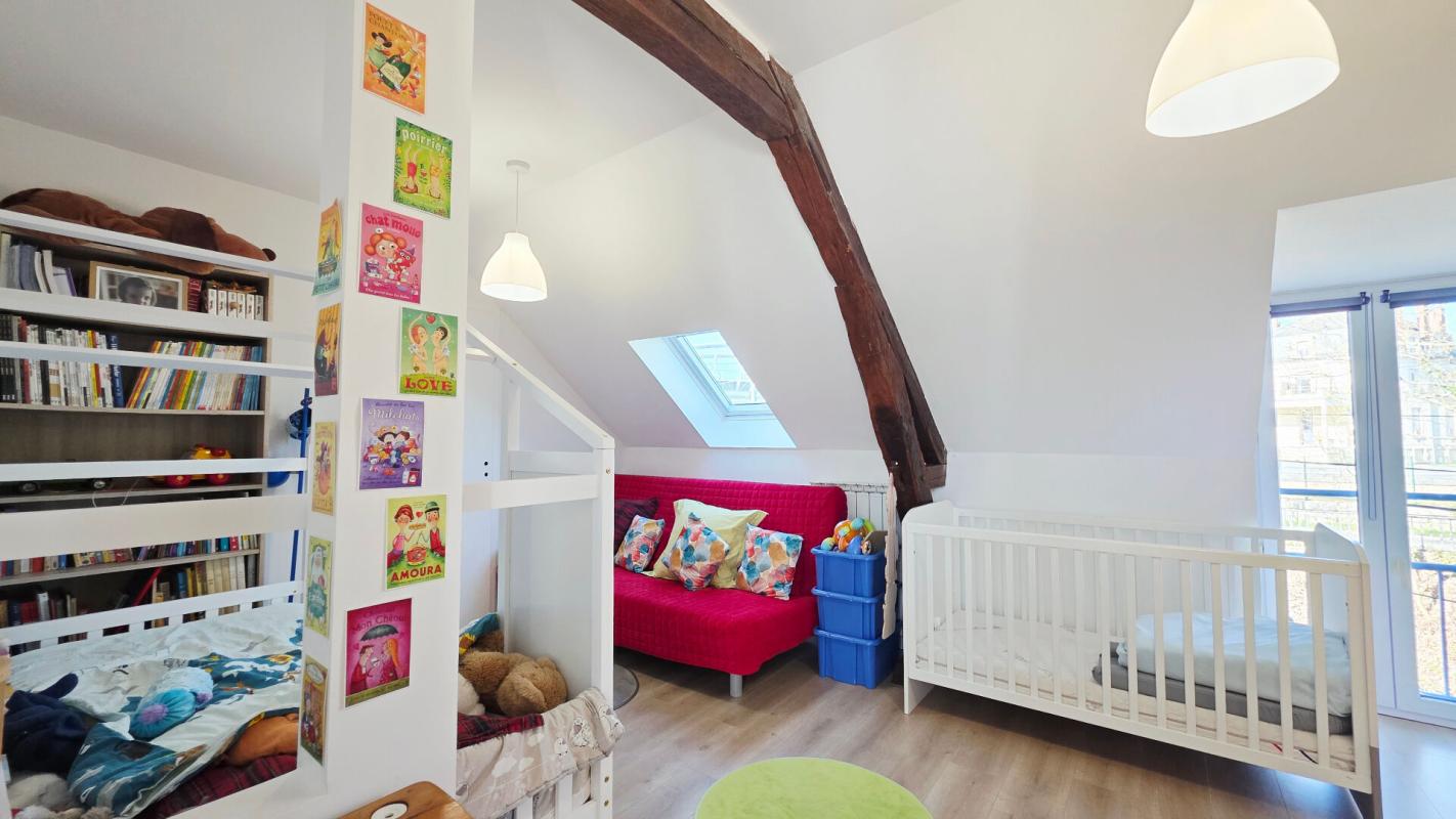 BOURGES BOURGES MAISON 5 PIECES + LOGEMENT INDEPENDANT 2 PIECES 9