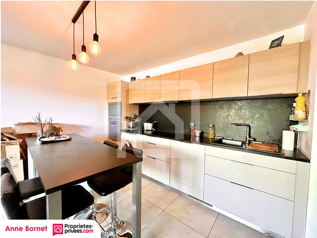 OPIO Appartement 3 pièces dans résidence récente avec 2 parkings 8