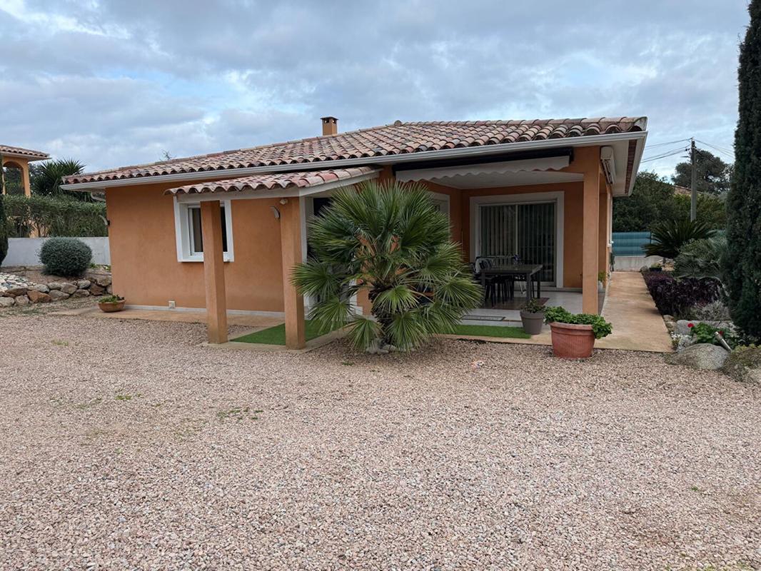 ZONZA Maison T4 avec piscine - STE LUCIE DE PORTO-VECCHIO 20144 - CORSE DU SUD - FRANCE 11