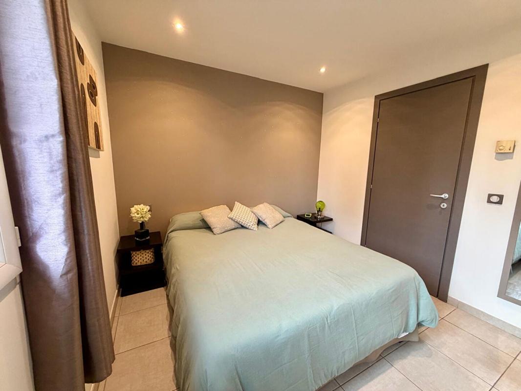 ZONZA Maison T4 avec piscine - STE LUCIE DE PORTO-VECCHIO 20144 - CORSE DU SUD - FRANCE 12