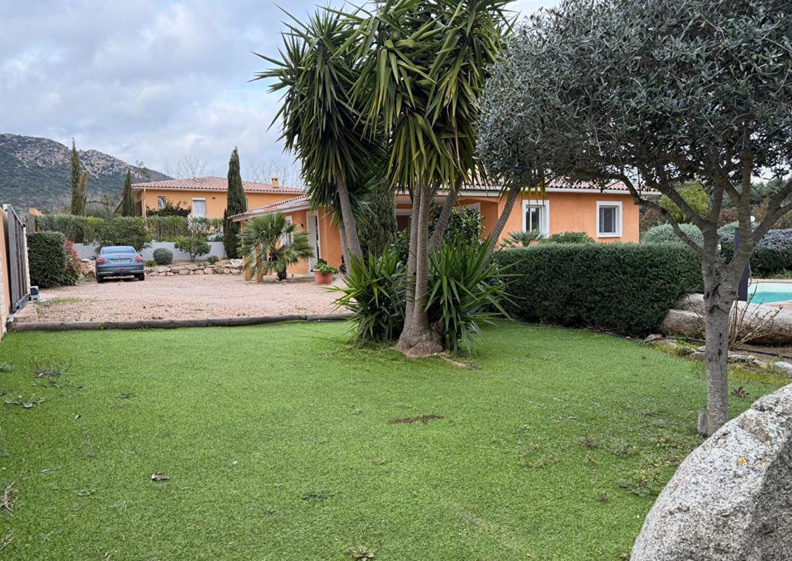 ZONZA Maison T4 avec piscine - STE LUCIE DE PORTO-VECCHIO 20144 - CORSE DU SUD - FRANCE 9