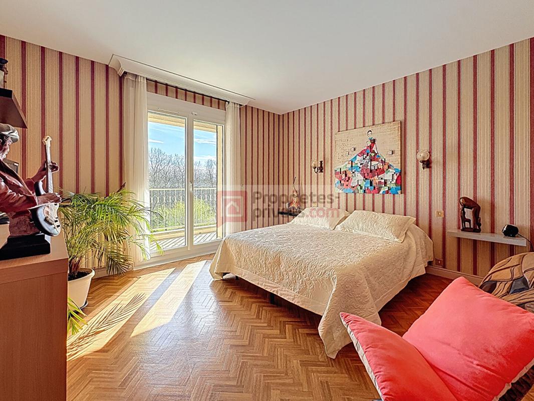 BOULOGNE-SUR-GESSE Maison familiale 13