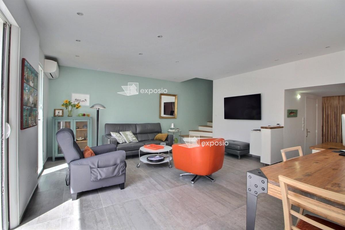 LA SEYNE-SUR-MER Coquette maison de ville rénovée La Seyne Sur Mer -110 m2 - 450 000 2